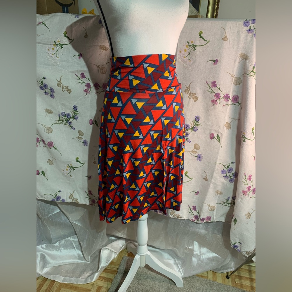 Lularoe Azure Red Geometric Pattern Skirt
